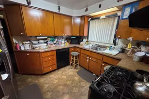 9922 Yorkshire Rd, Detroit, MI 48224 - Photo 4