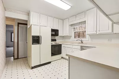 6528 Owen Drive, Kalamazoo, MI 49009 - Photo 8