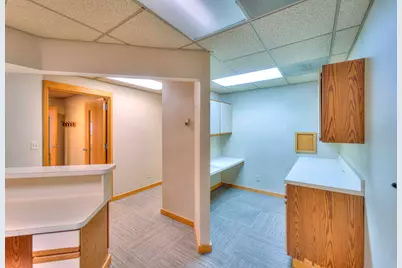 900 E Michigan Avenue #103, Jackson, MI 49201 - Photo 14