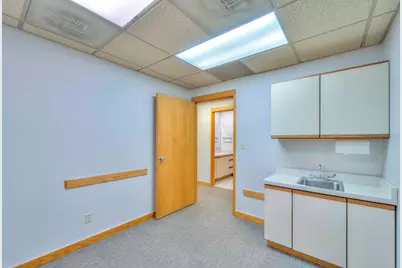 900 E Michigan Avenue #104, Jackson, MI 49201 - Photo 18