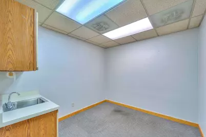 900 E Michigan Avenue #104, Jackson, MI 49201 - Photo 18