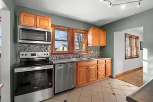 9481 W Pine Lake Rd, Delton, MI 49046 - Photo 12