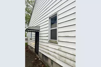 8627 Stout Street, Detroit, MI 48228 - Photo 2