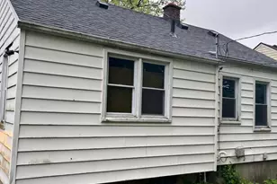 8627 Stout St, Detroit, MI 48228 - Photo 4