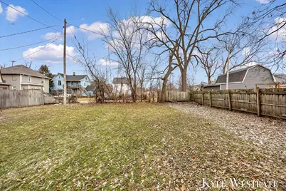1340 Manwaring Place SE, Grand Rapids, MI 49507 - Photo 30