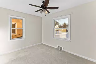 526 Mill St, Lincoln Park, MI 48146 - Photo 12