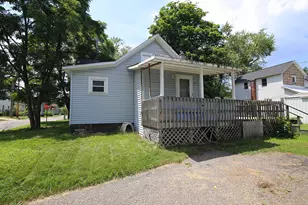 406 Spring St, Three Rivers, MI 49093 - Photo 2