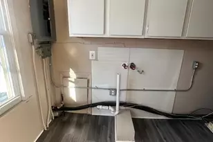 6474 Birch St, Taylor, MI 48180 - Photo 12