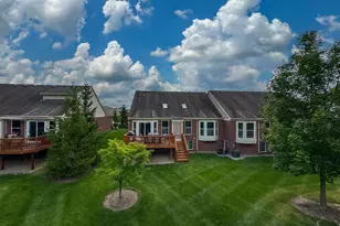 1510 Andover Cir, Commerce Township, MI 48390 - Photo 40