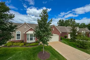 1510 Andover Cir, Commerce Township, MI 48390 - Photo 32