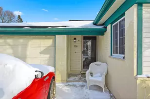 750 Southampton Ct, Auburn Hills, MI 48326 - Photo 2