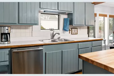 309 Friant Street, Grand Haven, MI 49417 - Photo 8