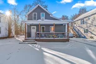36 E South St, Hillsdale, MI 49242 - Photo 2