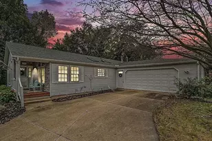 5135 Cobblefield Ln, Kalamazoo, MI 49004 - Photo 2