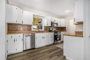 3411 W Shore Dr, Battle Creek, MI 49017 - Photo 16