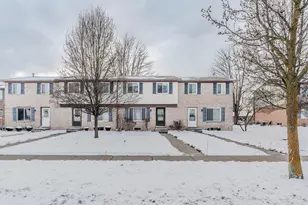 249 Sheffield Dr, Saline, MI 48176 - Photo 2