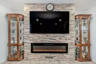 249 Sheffield Dr, Saline, MI 48176 - Photo 14