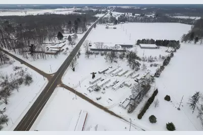 6497 M-139, Berrien Springs, MI 49103 - Photo 4