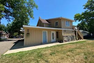 5645 E Grand River Ave, Howell, MI 48843 - Photo 12