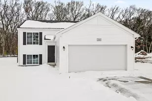 2046 Kristin Ct, Muskegon, MI 49442 - Photo 1