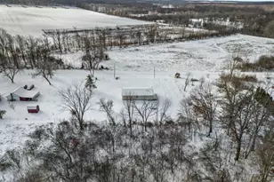 2340 E Mosherville Rd, Jonesville, MI 49250 - Photo 22