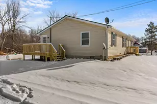 2340 E Mosherville Rd, Jonesville, MI 49250 - Photo 26