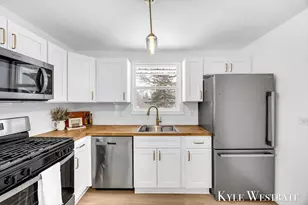 2282 Wilson Ave NW, Grand Rapids, MI 49534 - Photo 12