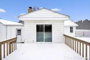 2282 Wilson Ave NW, Grand Rapids, MI 49534 - Photo 24