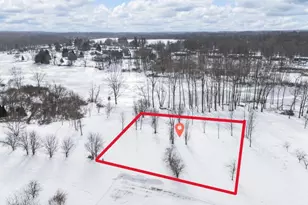 2658 W Lakeland Dr, Berrien Springs, MI 49103 - Photo 1