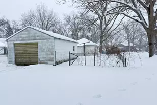 218 Harrison Blvd, Muskegon, MI 49444 - Photo 4