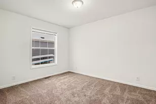 1283 E Ellis Rd, Norton Shores, MI 49441 - Photo 12