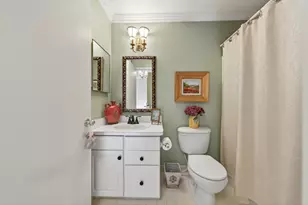 38347 Churchill Ln, Farmington Hills, MI 48331 - Photo 20