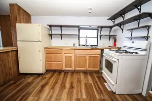 11457 Circle Dr, Schoolcraft, MI 49087 - Photo 8