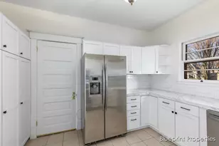 137 Auburn Ave SE, Grand Rapids, MI 49506 - Photo 18