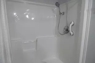 3995 Sherwood Lakes Blvd, Jackson, MI 49201 - Photo 14