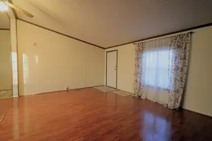 380 Wabash St, Milan, MI 48160 - Photo 12