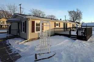 380 Wabash St, Milan, MI 48160 - Photo 6