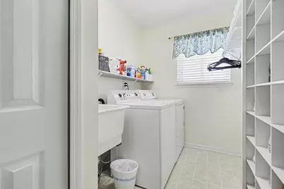 7684 Pioneer Drive, Ypsilanti, MI 48197 - Photo 14