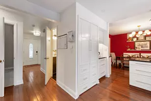 1803 Farmbrook Dr, Troy, MI 48098 - Photo 14