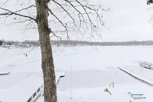 15899 Lakeview Dr, Buchanan, MI 49107 - Photo 8