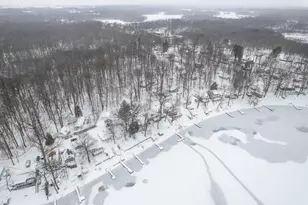 15899 Lakeview Dr, Buchanan, MI 49107 - Photo 14