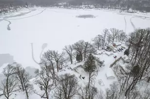 15899 Lakeview Dr, Buchanan, MI 49107 - Photo 12