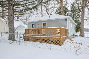 15899 Lakeview Dr, Buchanan, MI 49107 - Photo 18