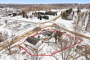 884 Wells St, South Haven, MI 49090 - Photo 30