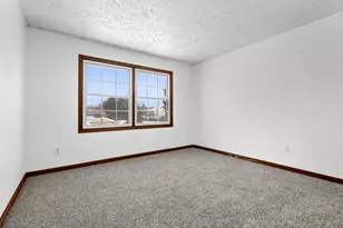 9445 Treetop Dr, Galesburg, MI 49053 - Photo 20