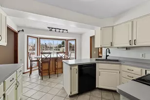 9445 Treetop Dr, Galesburg, MI 49053 - Photo 8