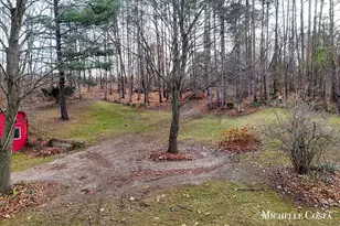 13100 Grand River Dr SE, Lowell, MI 49331 - Photo 28