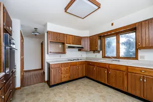 17383 S Basswood Rd, Three Oaks, MI 49128 - Photo 8