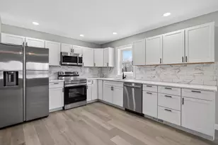 13945 Northmoor Dr, Cement City, MI 49233 - Photo 4