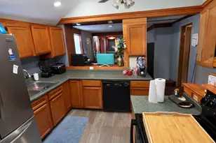 2228 9th St, Muskegon, MI 49444 - Photo 2